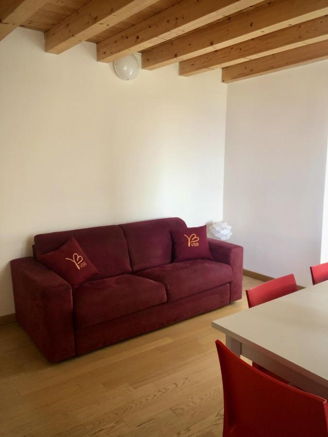 Villa Borgo Borago เบรนโซเน ซูล การ์ดา ภายนอก รูปภาพ