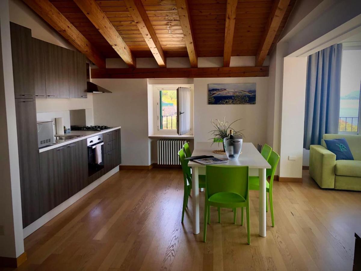 Villa Borgo Borago เบรนโซเน ซูล การ์ดา ภายนอก รูปภาพ
