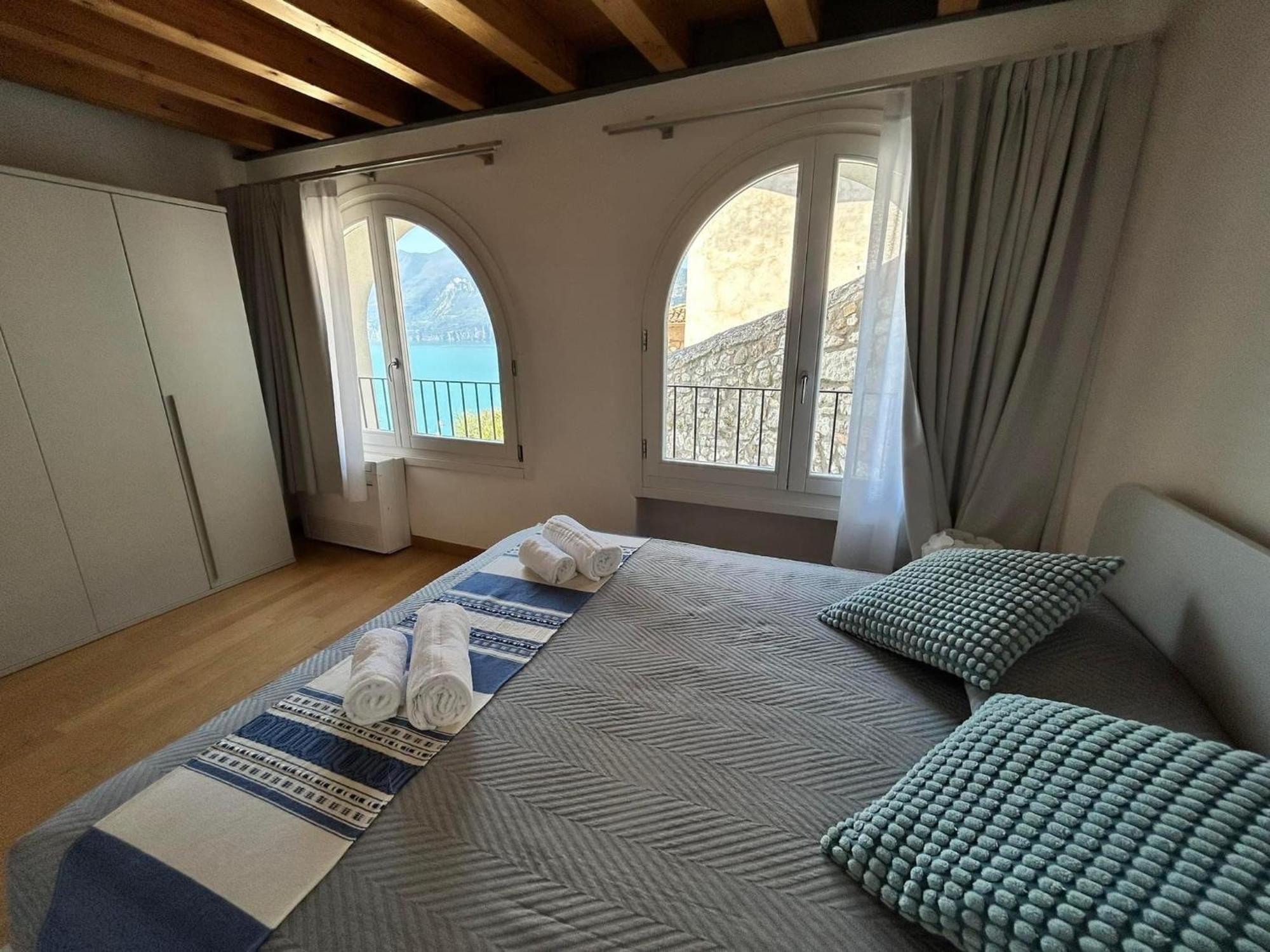 Villa Borgo Borago เบรนโซเน ซูล การ์ดา ภายนอก รูปภาพ