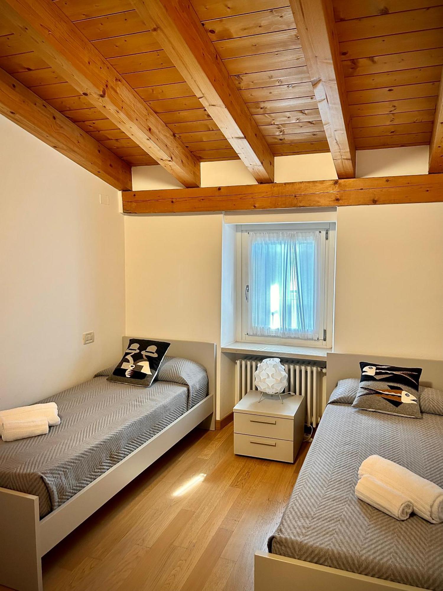 Villa Borgo Borago เบรนโซเน ซูล การ์ดา ภายนอก รูปภาพ