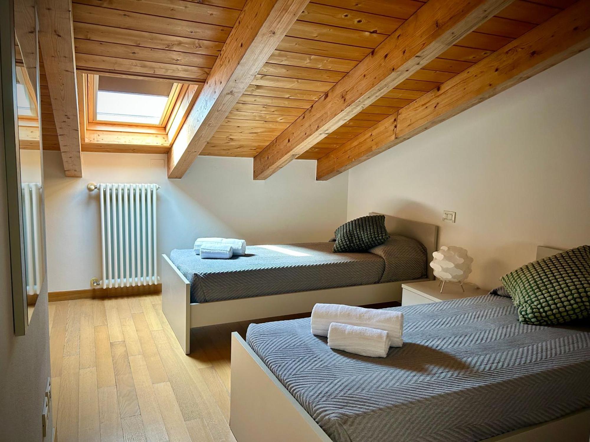 Villa Borgo Borago เบรนโซเน ซูล การ์ดา ภายนอก รูปภาพ