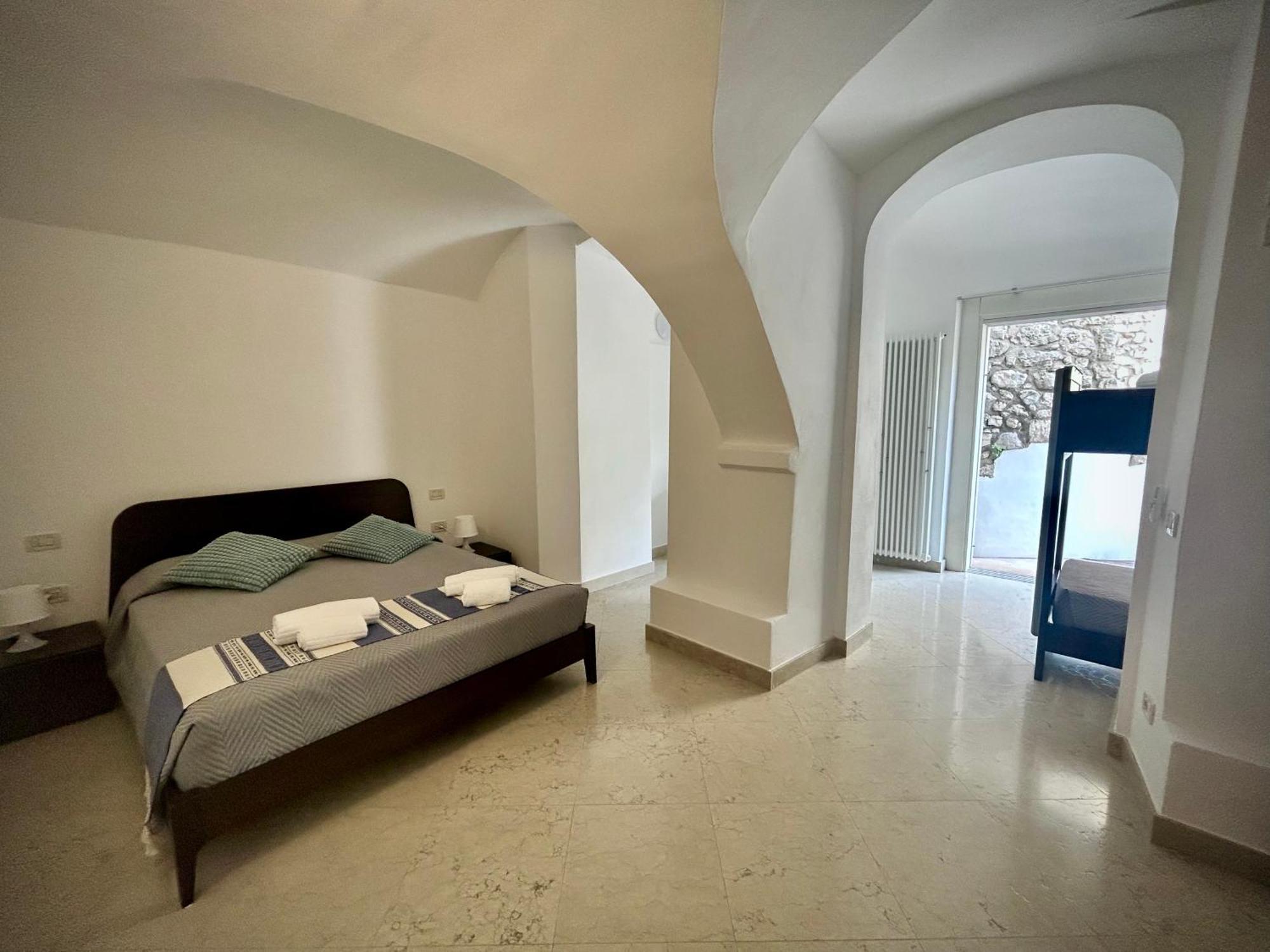 Villa Borgo Borago เบรนโซเน ซูล การ์ดา ห้อง รูปภาพ