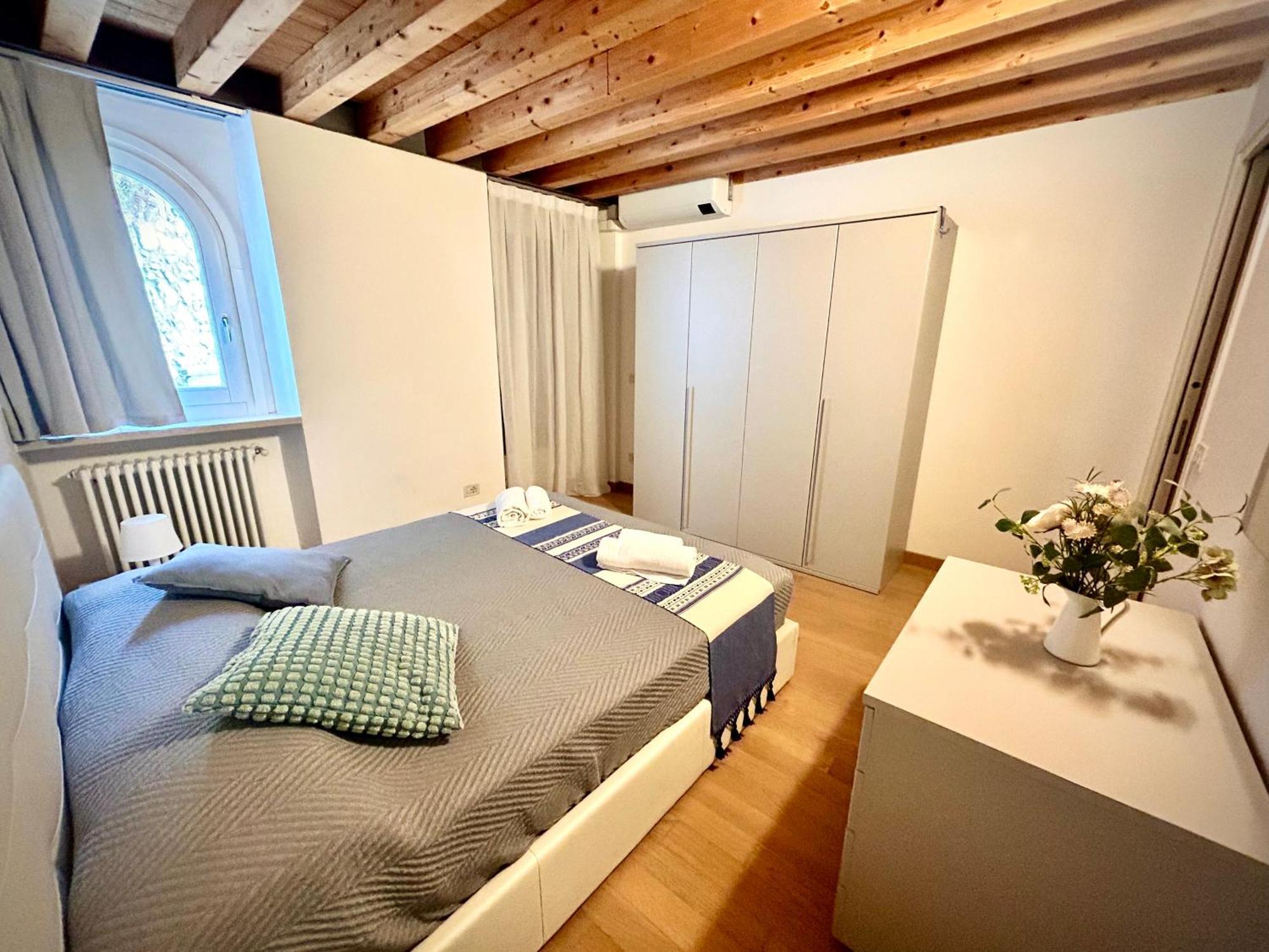 Villa Borgo Borago เบรนโซเน ซูล การ์ดา ห้อง รูปภาพ